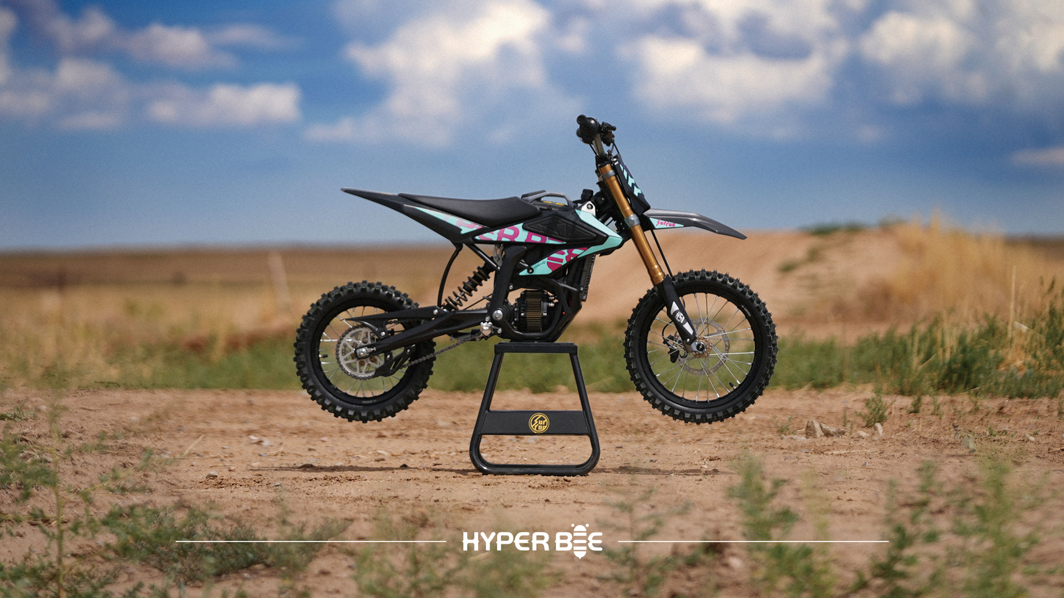 Hyper Bee X candidate public reference: Manufacturer side view. Offered variant is not yet confirmed.
